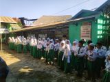 Semarak Pembagian Rapor Semester Genap MIS. Nurul Islam Km. 5 Banjarmasin: Evaluasi Belajar dan Sambut Libur Panjang